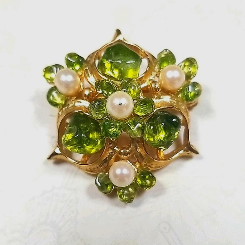 Vintage Faux Pearl Glass Stone Goldtone Brooch